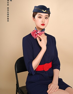 空姐职业妆造
