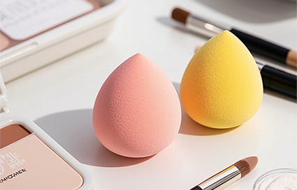 粉底刷和美妆蛋怎么选择_沈阳化妆学校